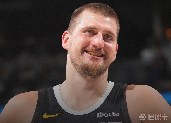 ESPN新赛季NBA百大球星前十:约基奇第一,文班&SGA二三